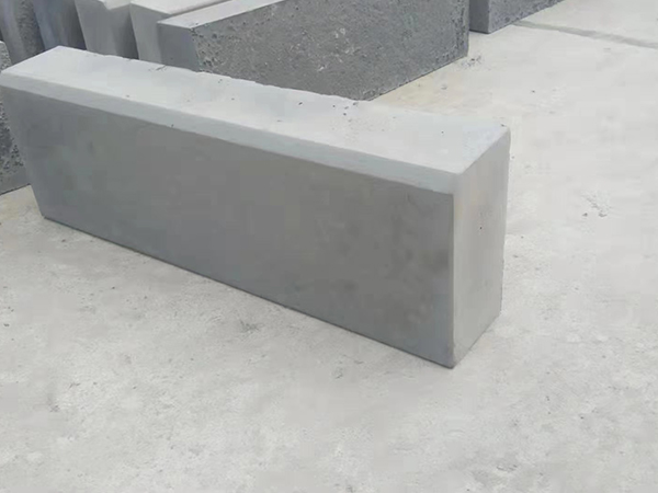路沿石